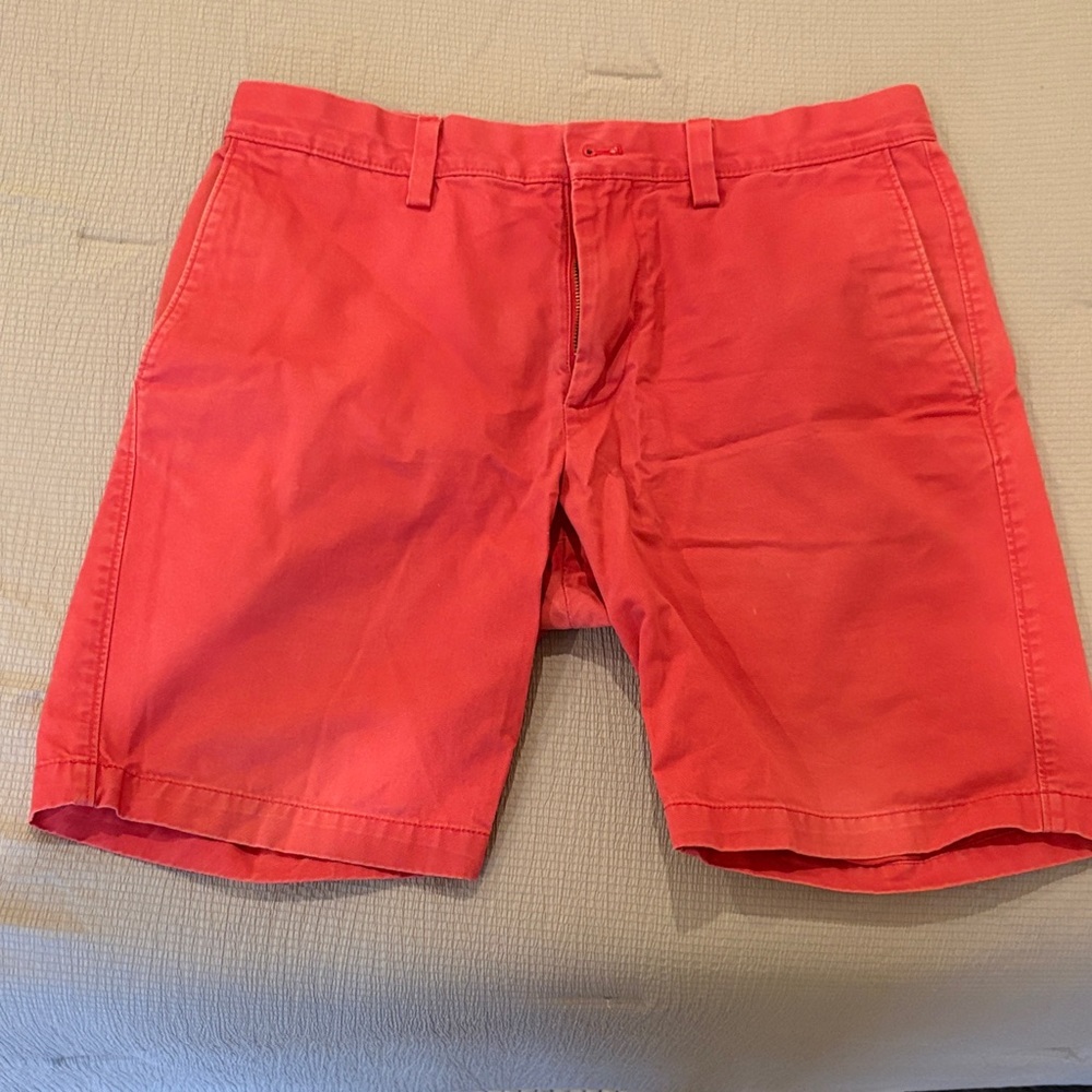 Banana Republic M32